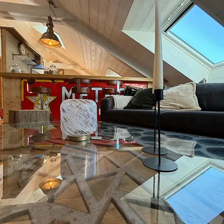 Dernier Etage Et Jardin Suspendu Face Au Sancy Apartament