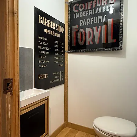 Dernier Etage Et Jardin Suspendu Face Au Sancy Apartament