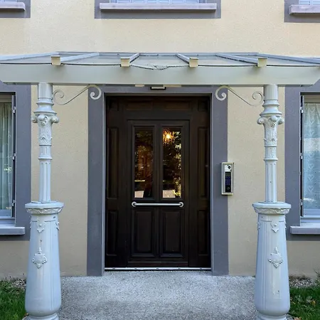 Apartament Dernier Etage Et Jardin Suspendu Face Au Sancy *