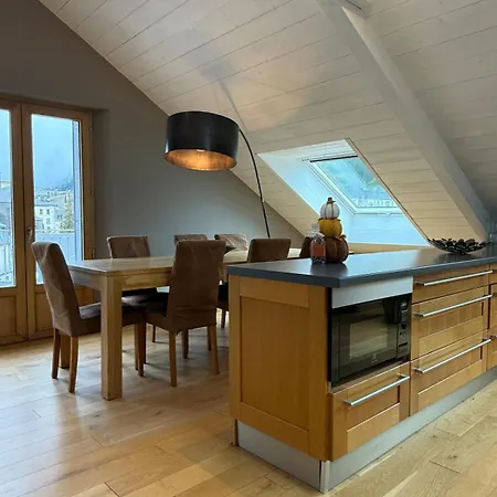 Dernier Etage Et Jardin Suspendu Face Au Sancy Apartament *