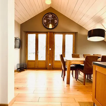 Dernier Etage Et Jardin Suspendu Face Au Sancy *