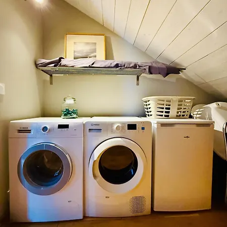 Dernier Etage Et Jardin Suspendu Face Au Sancy Apartament *