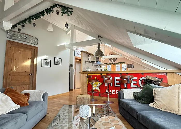 Dernier étage Et Jardin Suspendu Face Au Sancy Apartamento *